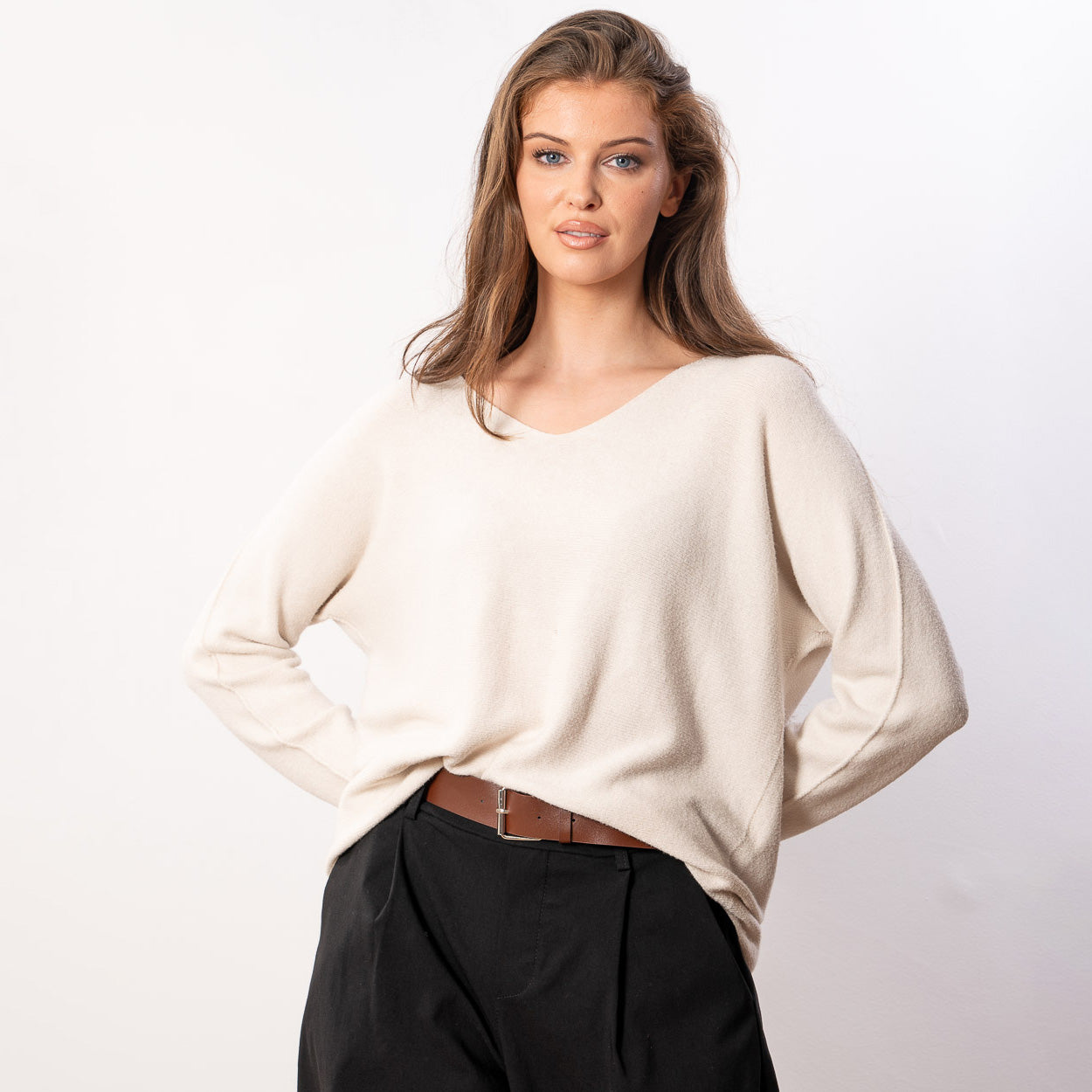 Kylie V Neck Jumper (Cream)