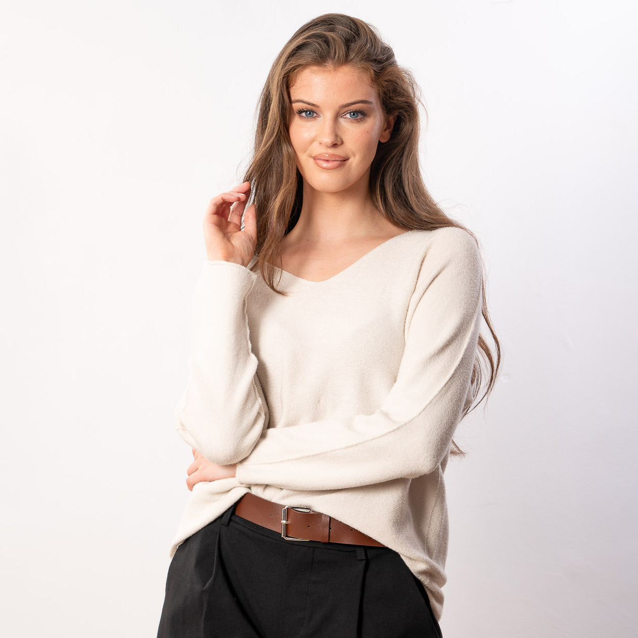 Kylie V Neck Jumper (Cream)