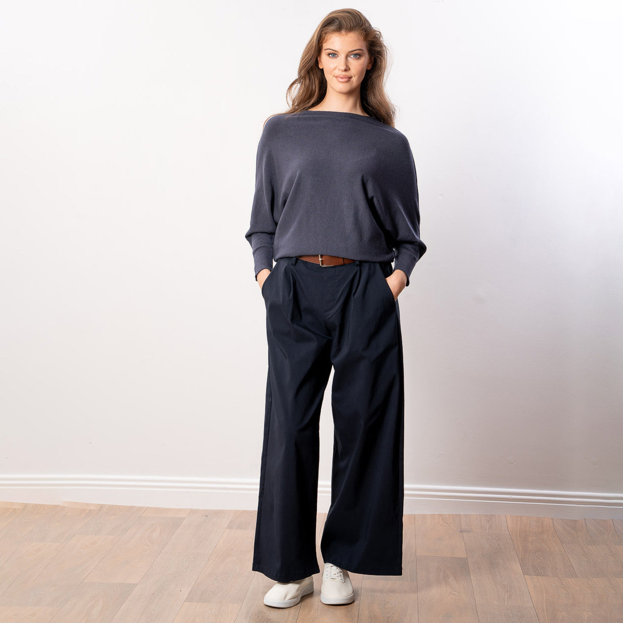 Mariah Batwing Fine Knit Top (Navy)