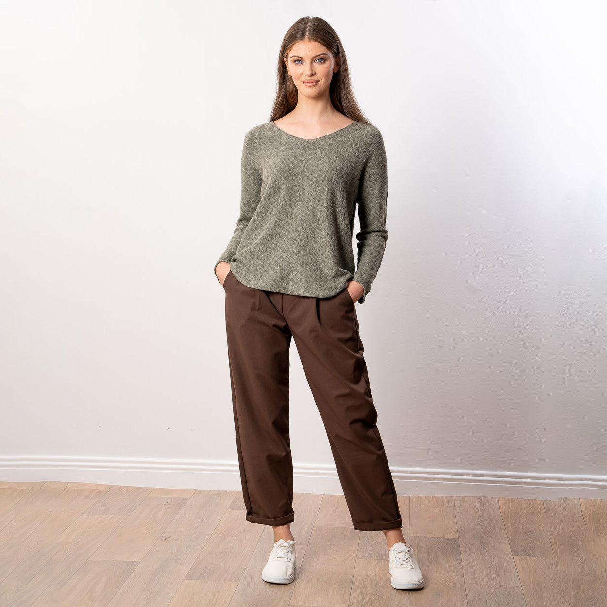 Kylie V Neck Jumper (Khaki)