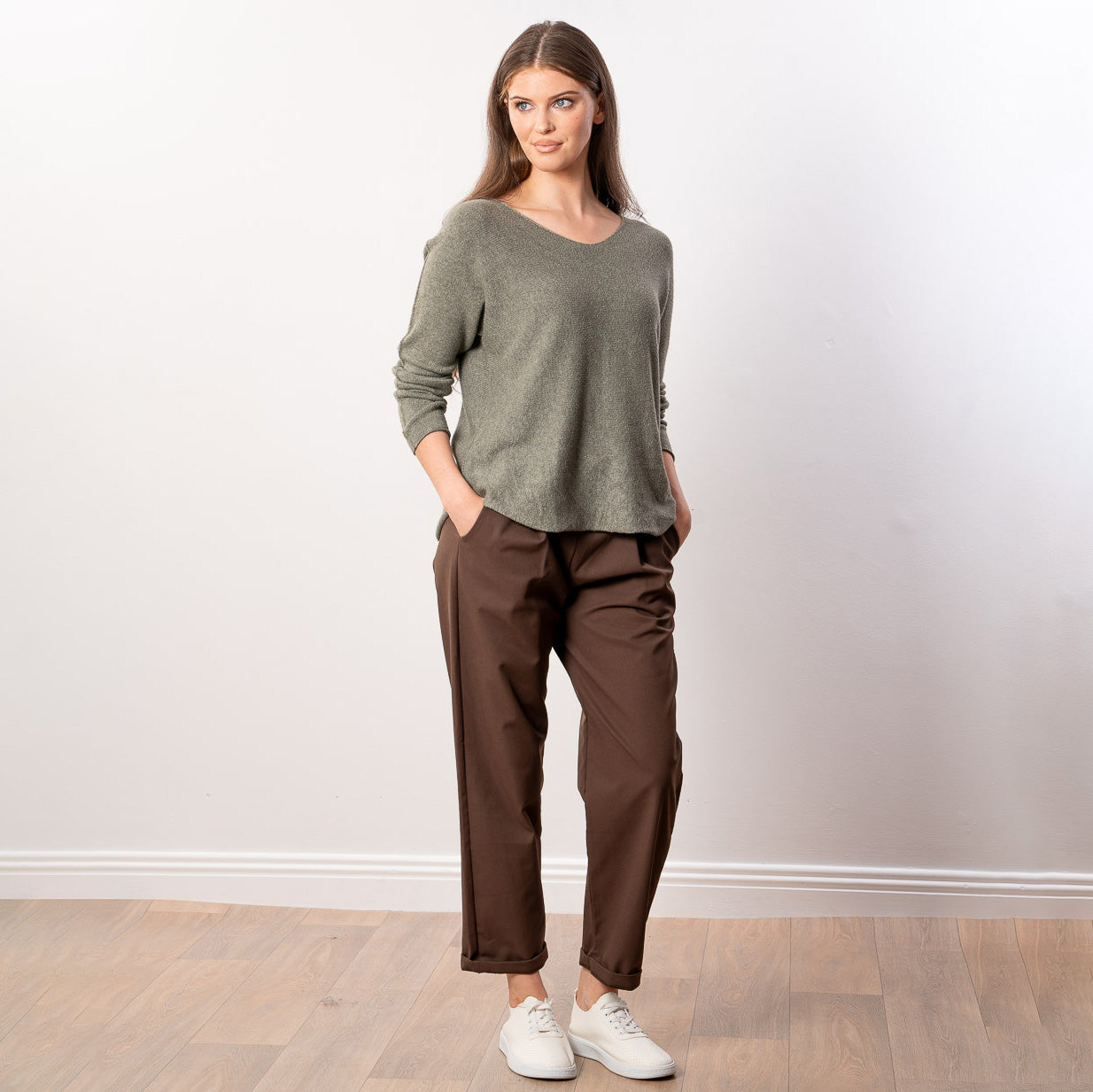 Kylie V Neck Jumper (Khaki)
