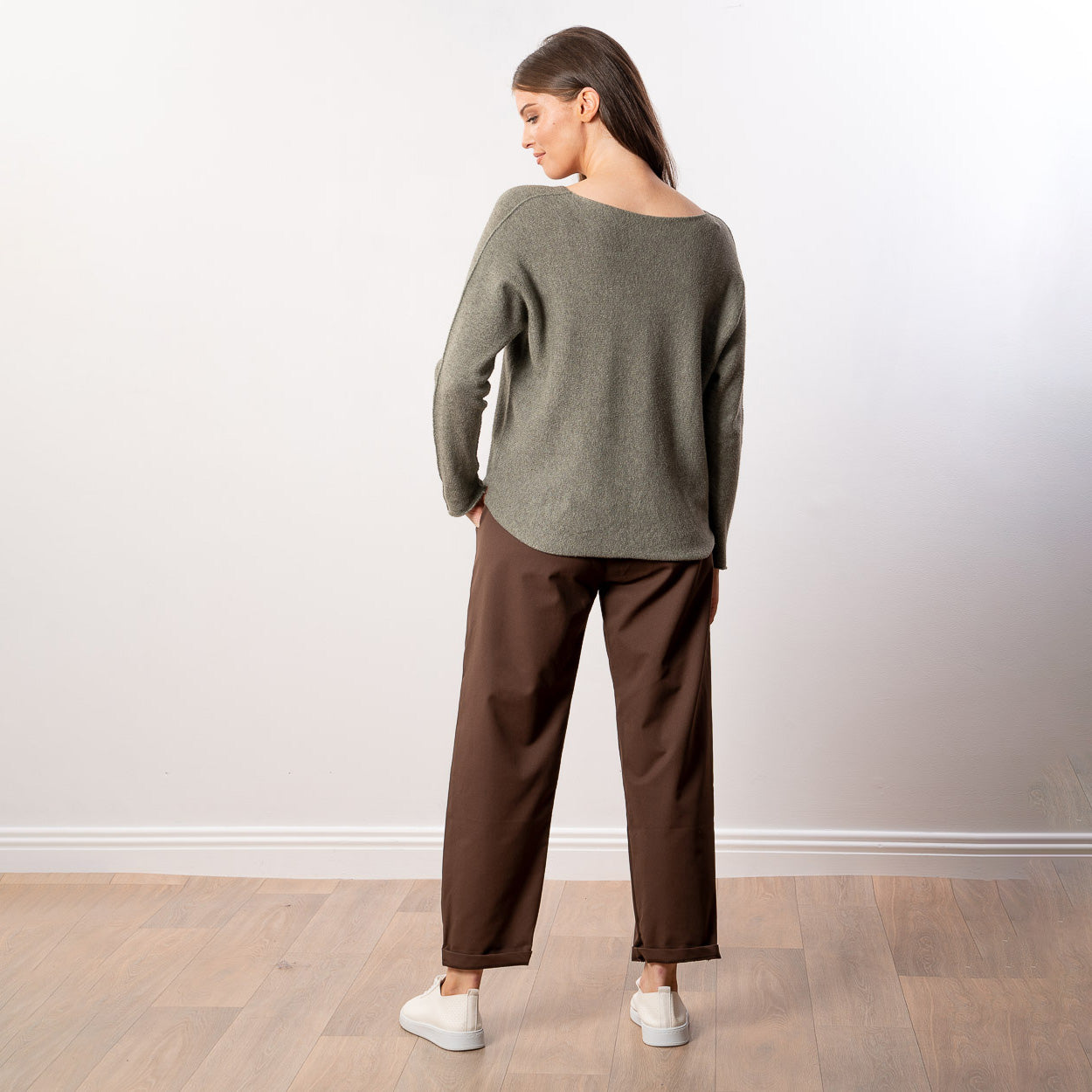 Kylie V Neck Jumper (Khaki)
