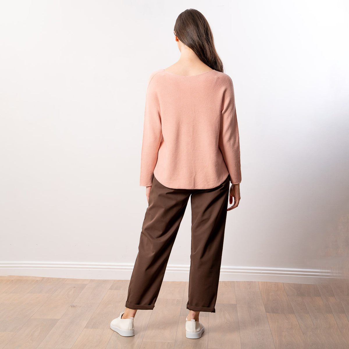 Kylie V Neck Jumper (Peach)