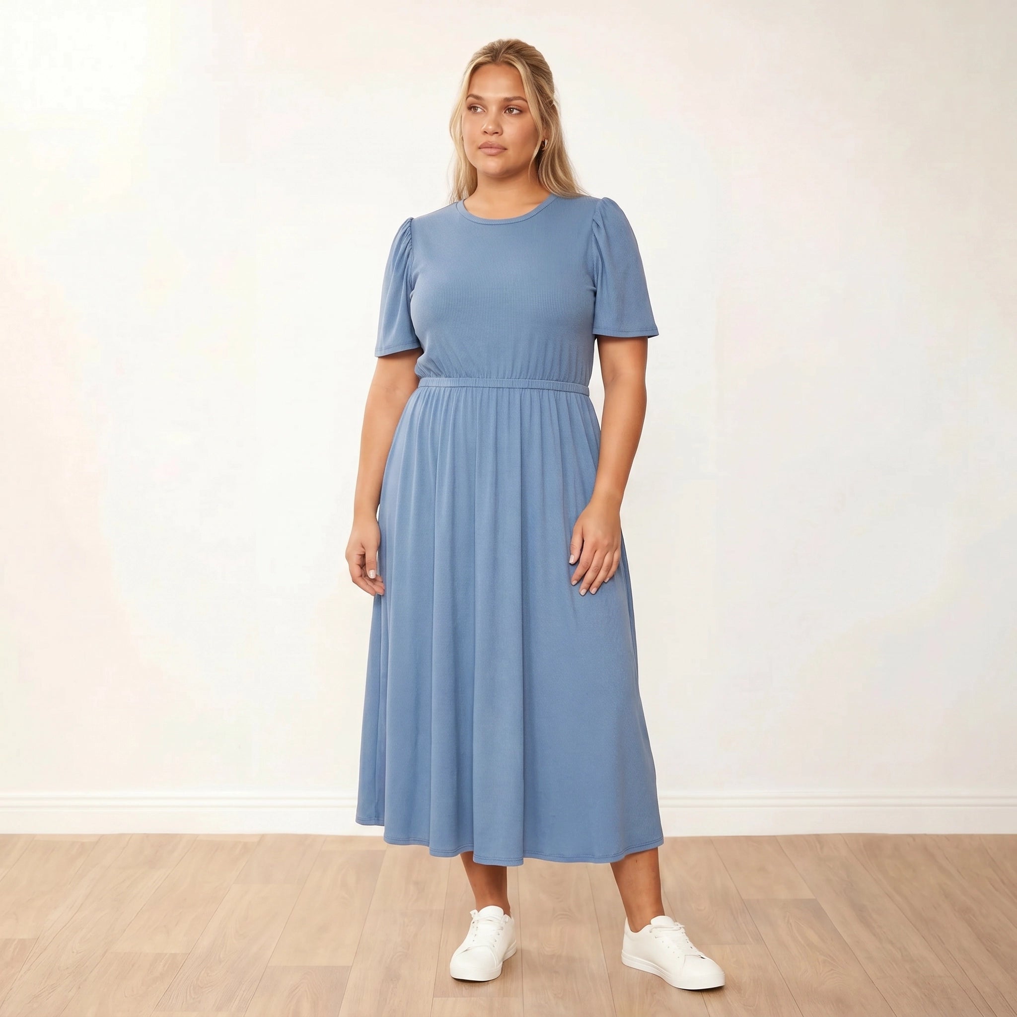 Eilish Dress Blue - plus size front gaze away