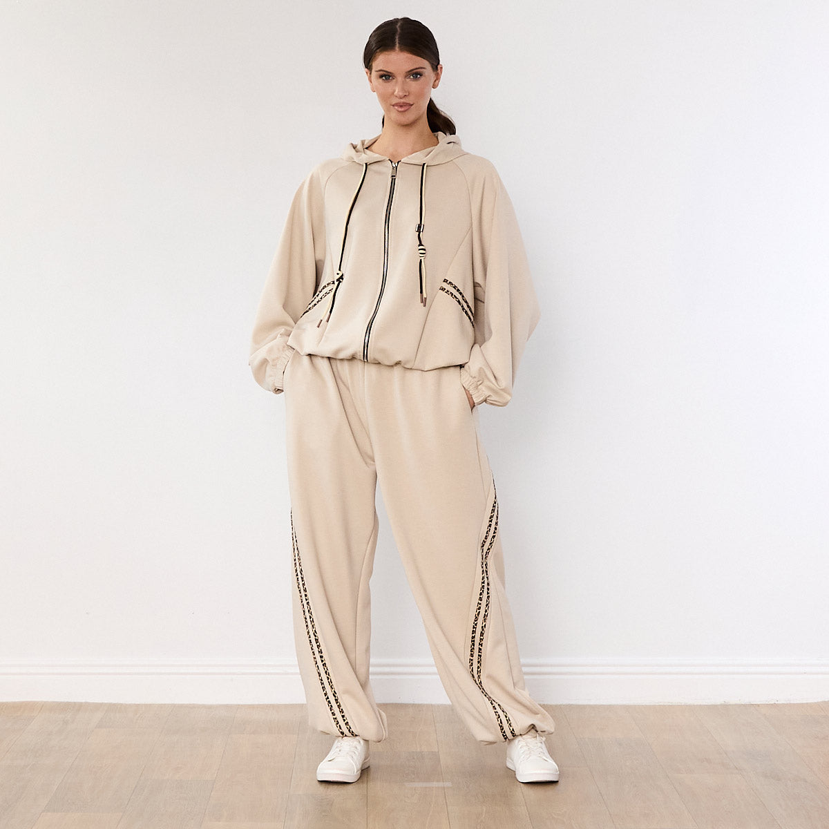 Kaelin Leopard Stripe Co-ord (Beige)