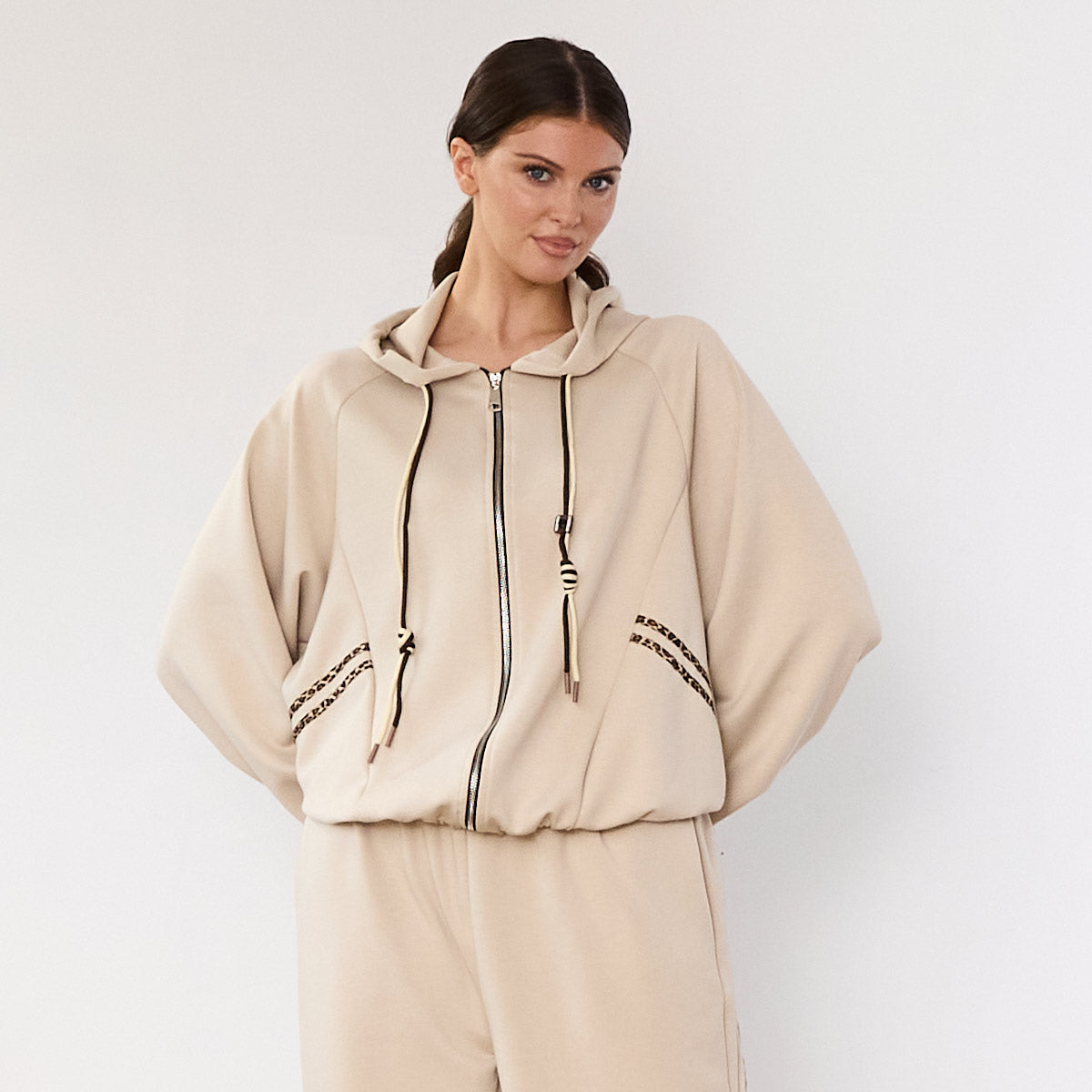 Kaelin Leopard Stripe Co-ord (Beige)