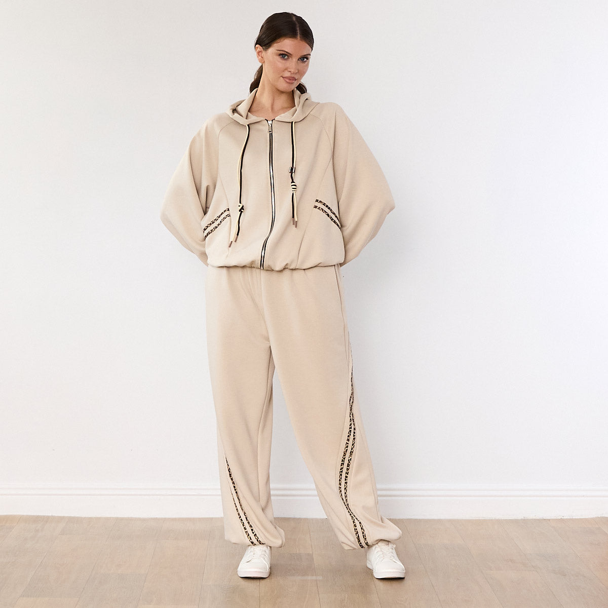 Kaelin Leopard Stripe Co-ord (Beige)