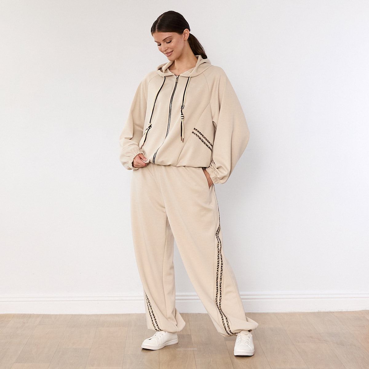 Kaelin Leopard Stripe Co-ord (Beige)