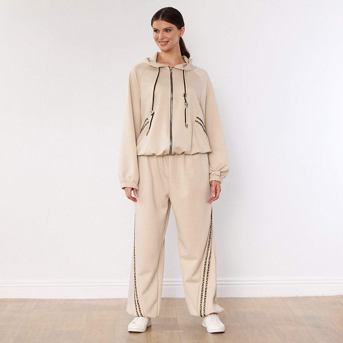 Kaelin Leopard Stripe Co-ord (Beige)