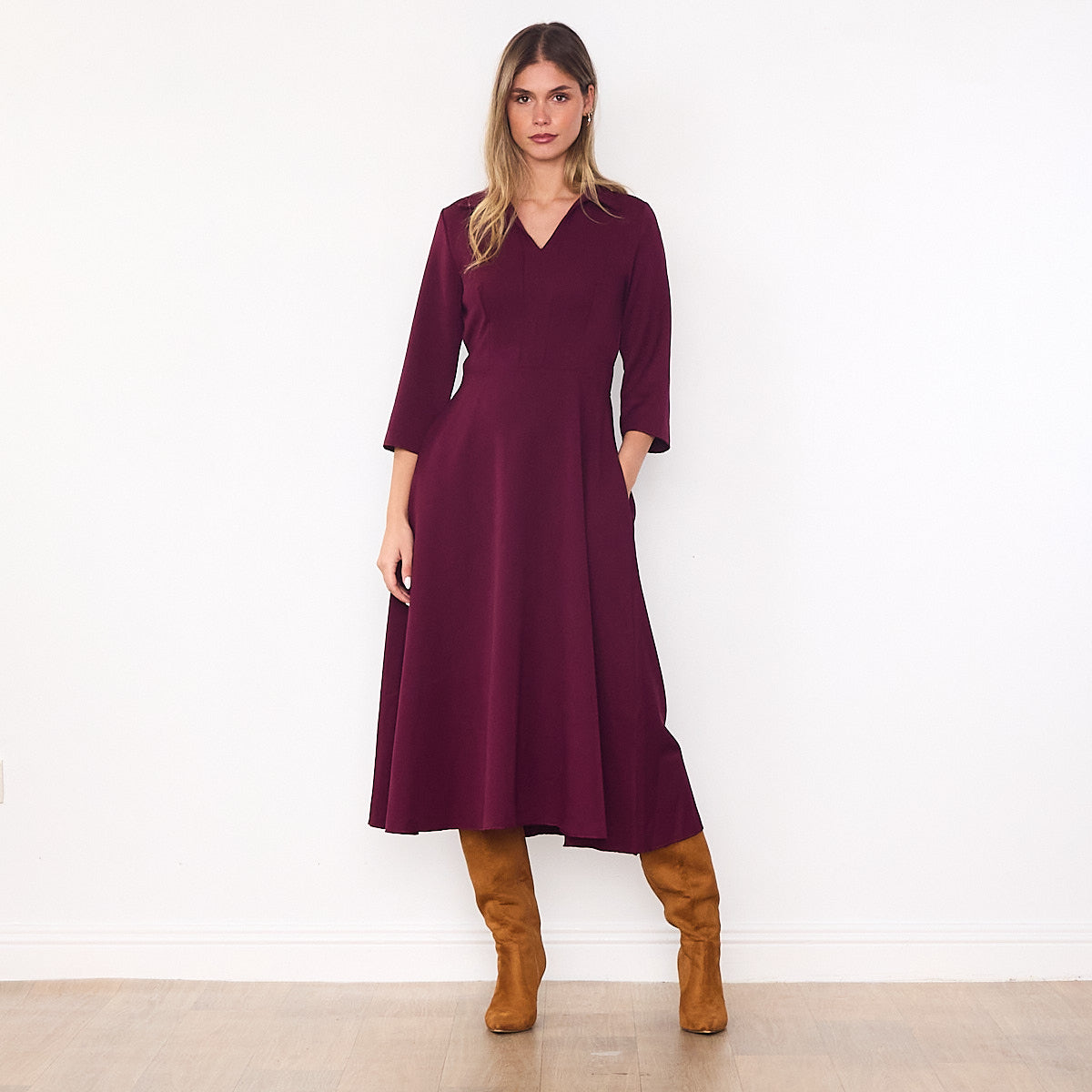 Linda Collar Dress (Burgundy)