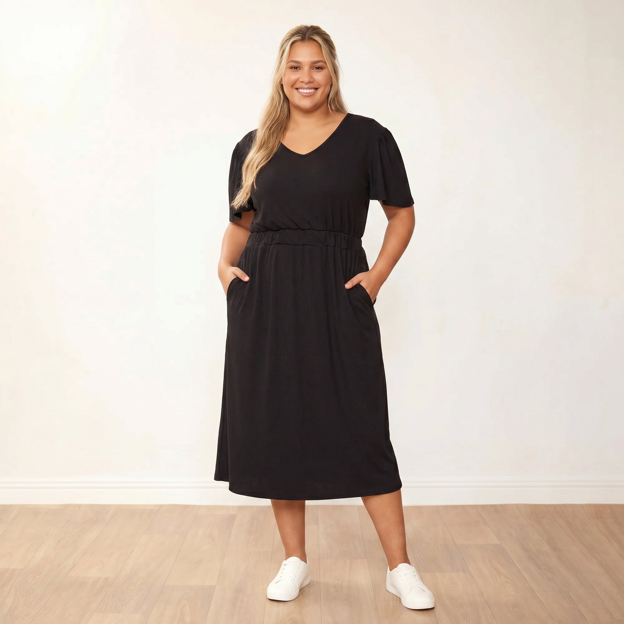 Lois Dress (Black)
