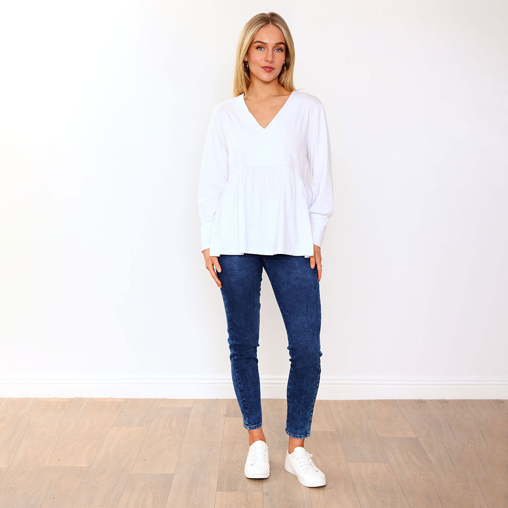 Eve Jeans & Luna Top for €58.00