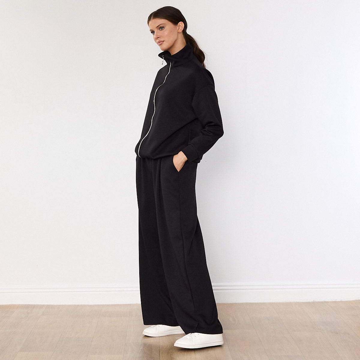 Mara Co-ord Black