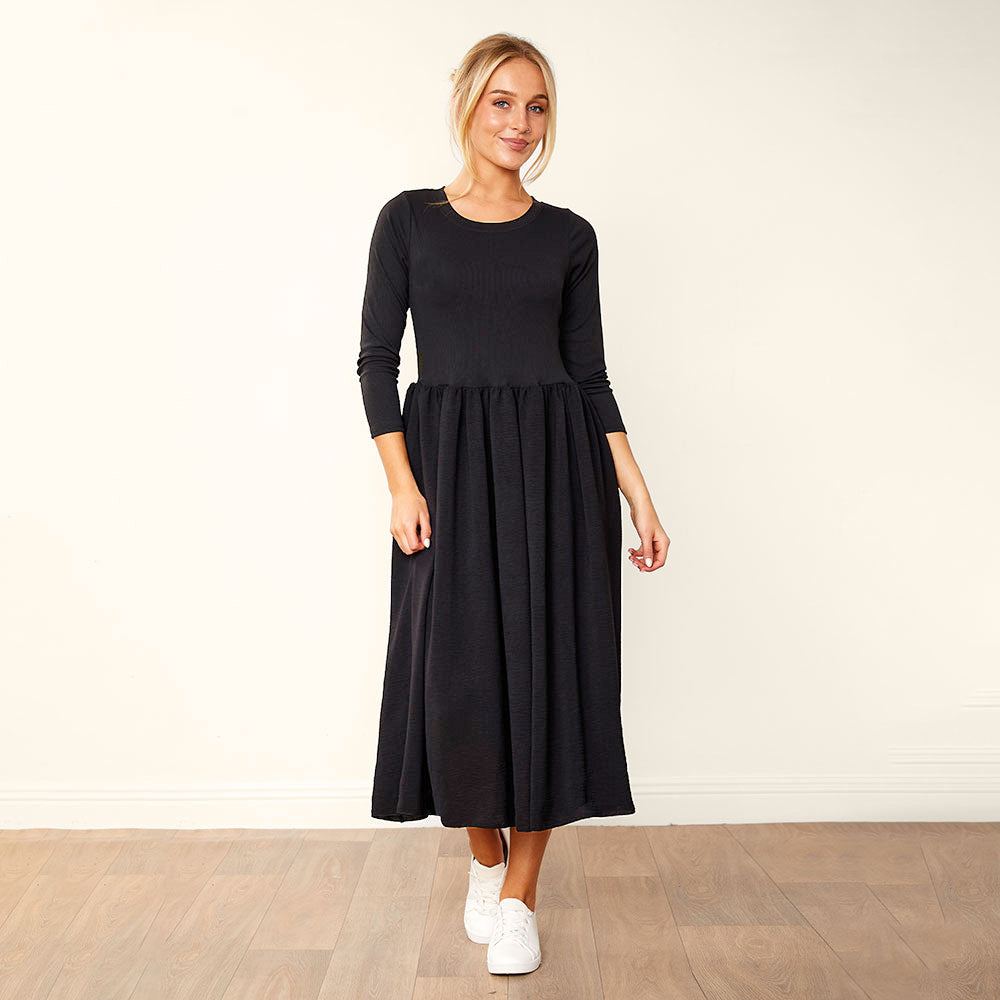 Ronsen Dress (Black)