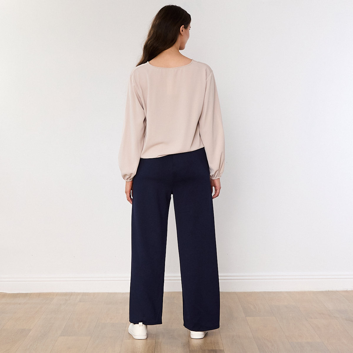Sandra Tie Top (Beige)