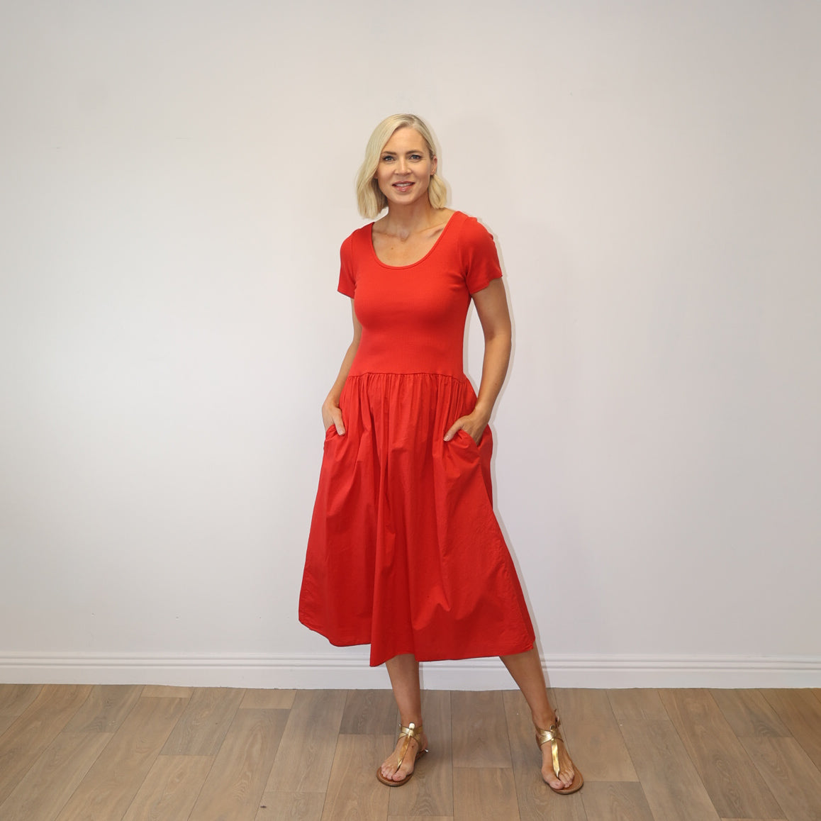 Serena Cap Sleeve Dress (Red)