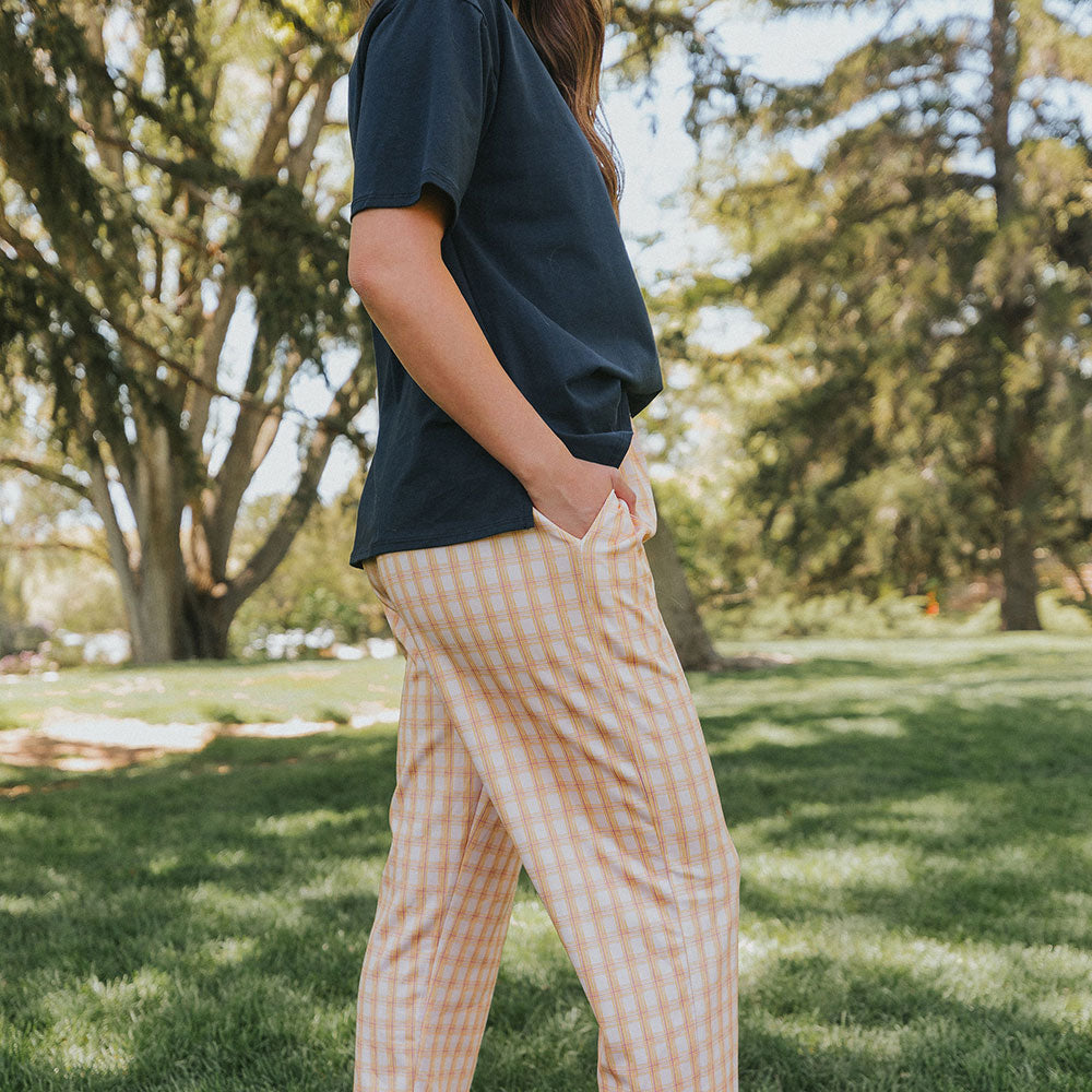 Tessa Trousers (Apricot)