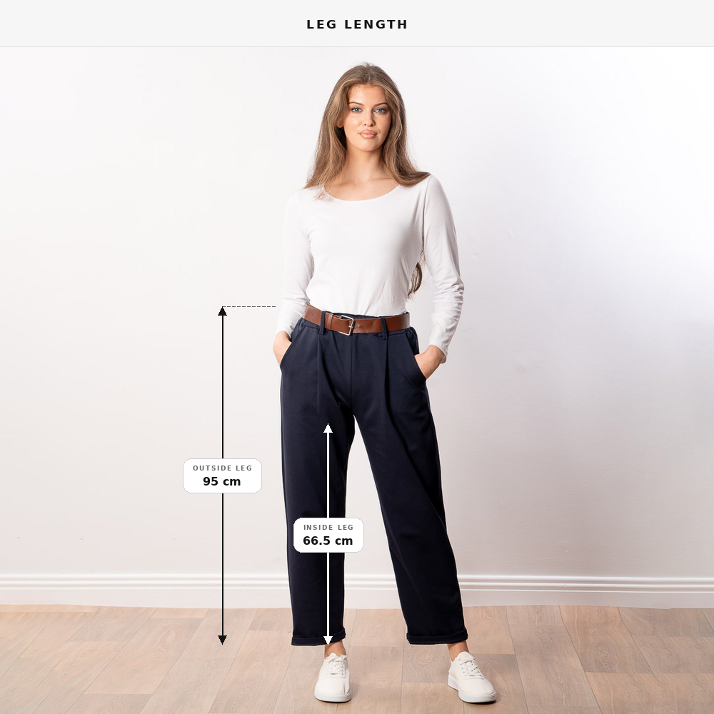 Arya Tapered Trousers (Navy)