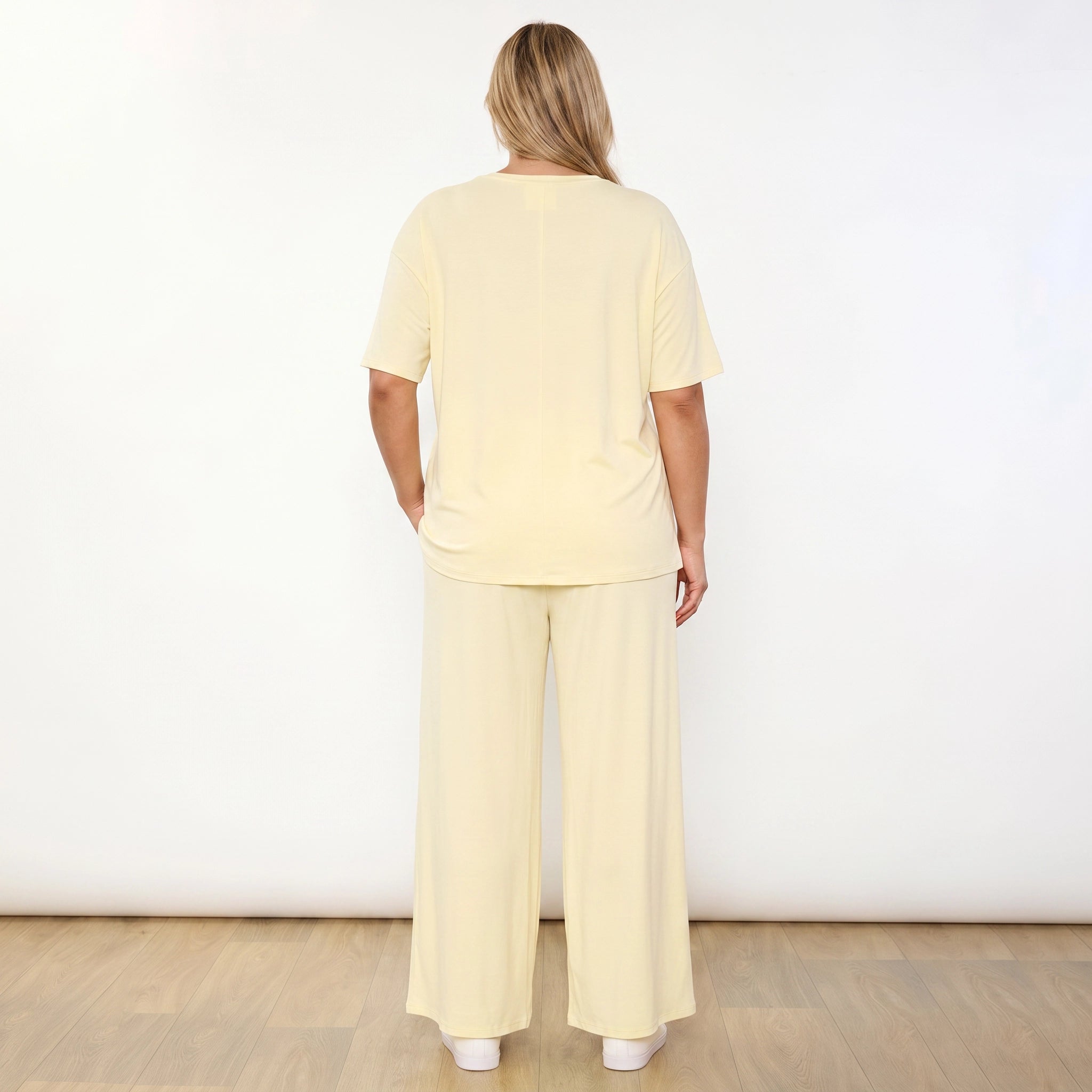 Sally Co-Ord Lemon - Plus Size - 3/4 back over-shoulder