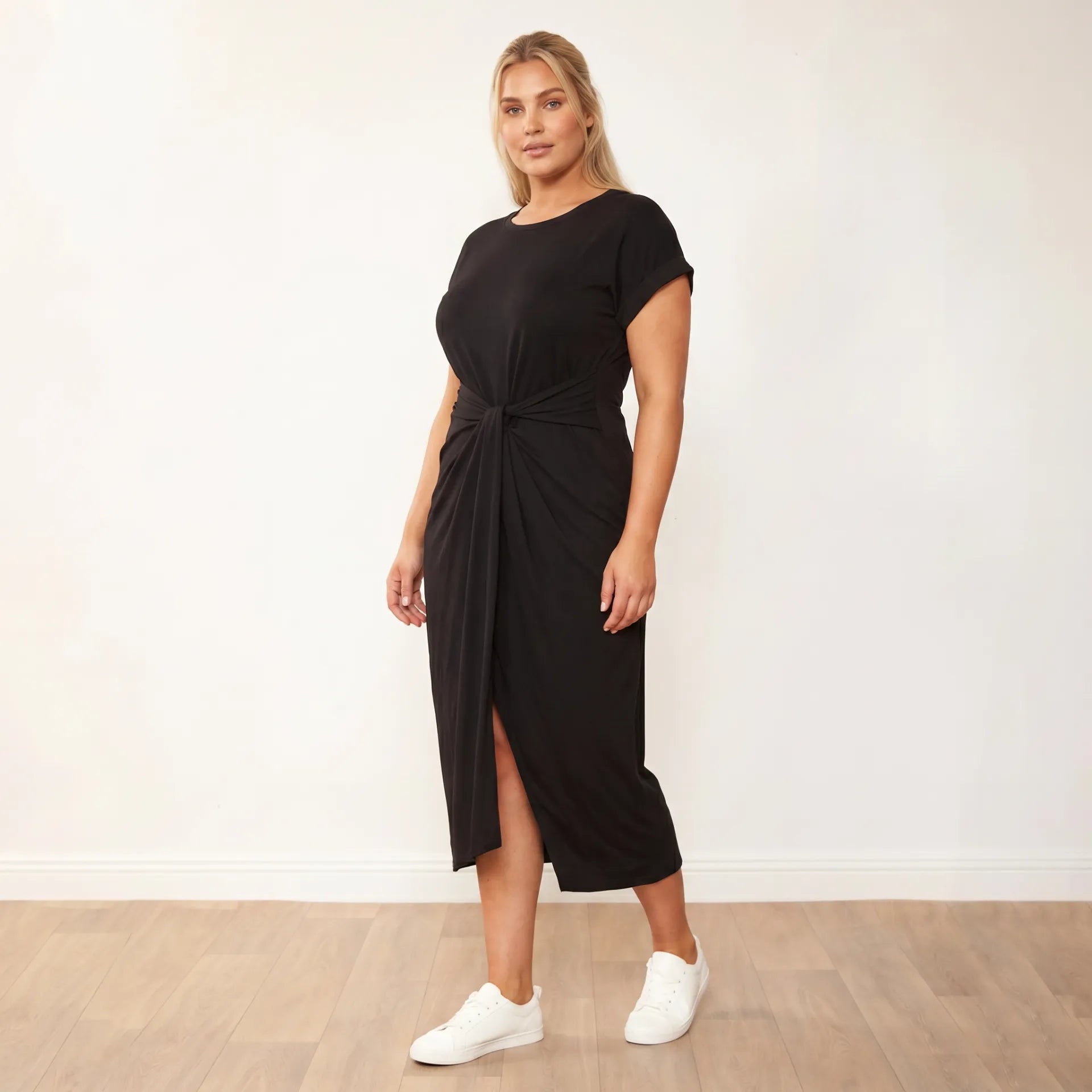 Lenny Dress Black - Plus Size XXL - Back view shoulder turn