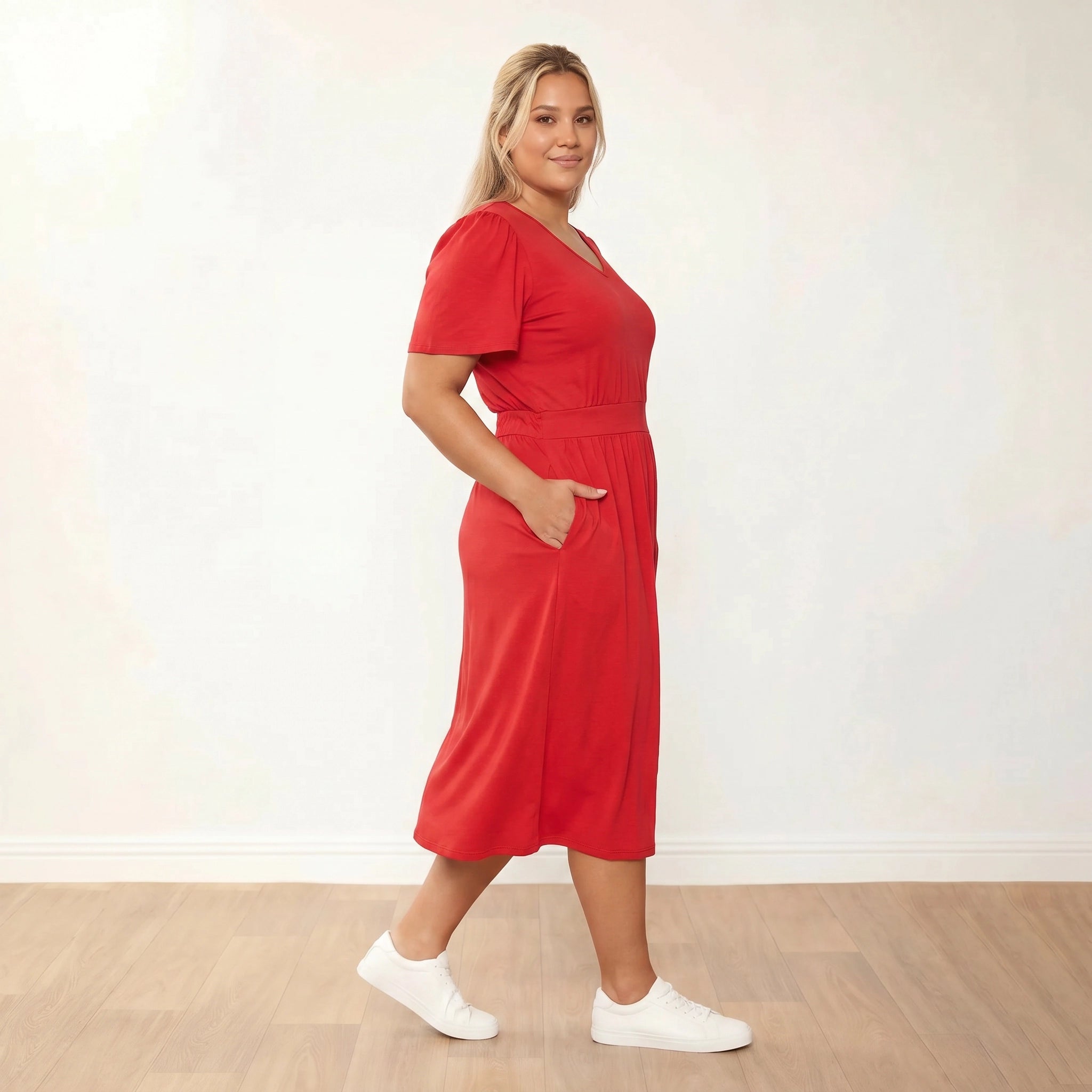 Lois Dress Red - Plus Size XXL - Side Walking