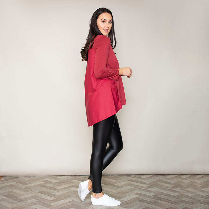 Amber Rounded Hem Top (Apple Red) - The Casual Company
