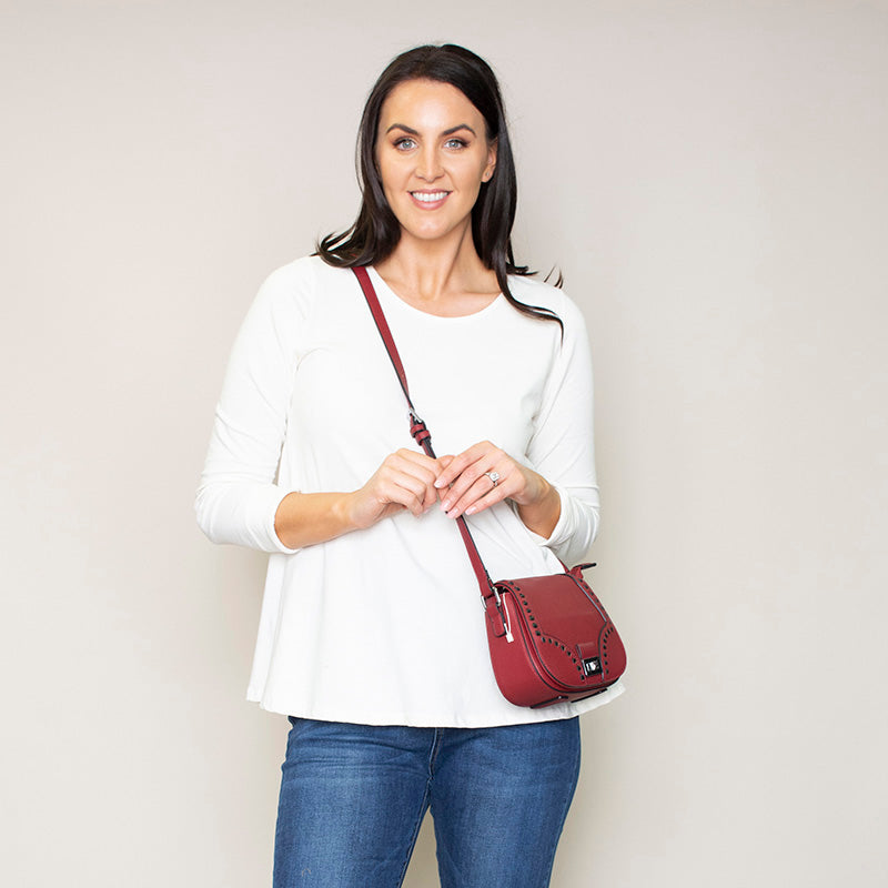 Riona Raspberry Crossbody Bag