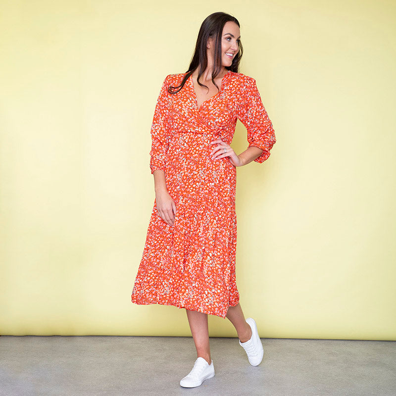 Lola Floral Dress (Apricot)